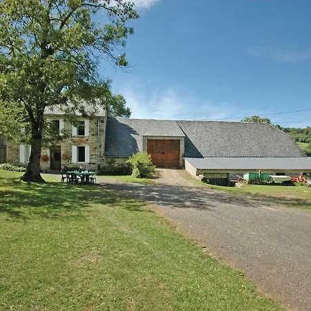 Holiday home Stunning In With Kitchen *